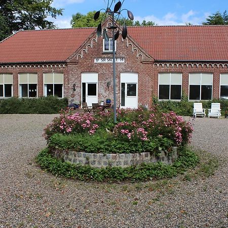 Sir Gamle Skole Holstebro Apartment Bagian luar foto