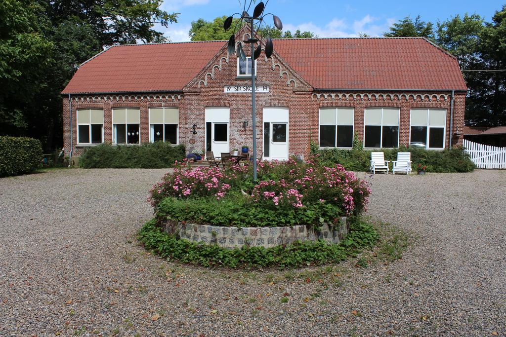 Sir Gamle Skole Holstebro Apartment Bagian luar foto